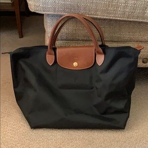Black large Longchamp purse